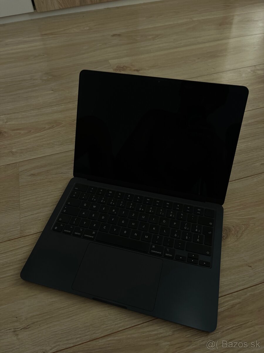 MacBook air m2 - 7