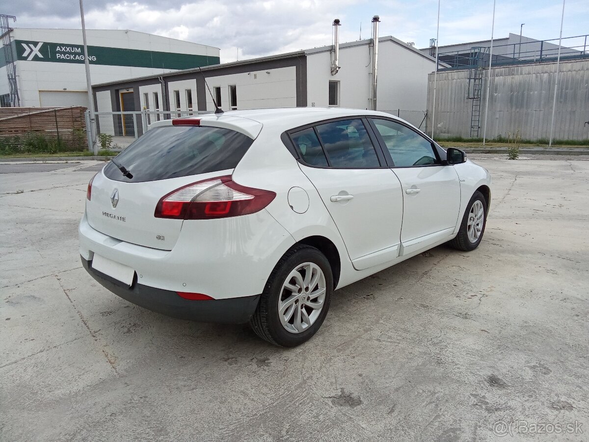 RENAULT MÉGANE 1.5 Dci r.v 2015 - 7