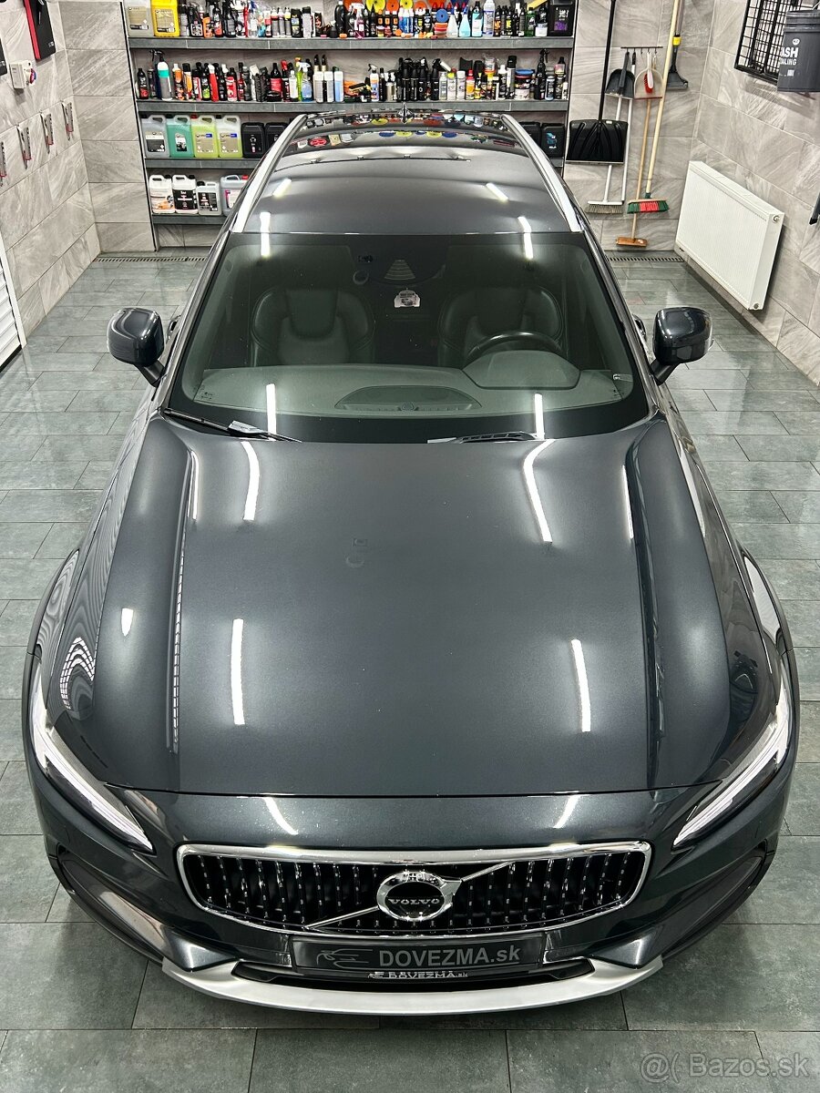 VOLVO V90 CROSS COUNTRY D4 AWD, 4x4, 2.0 D, 140KW/190PS,2020 - 7