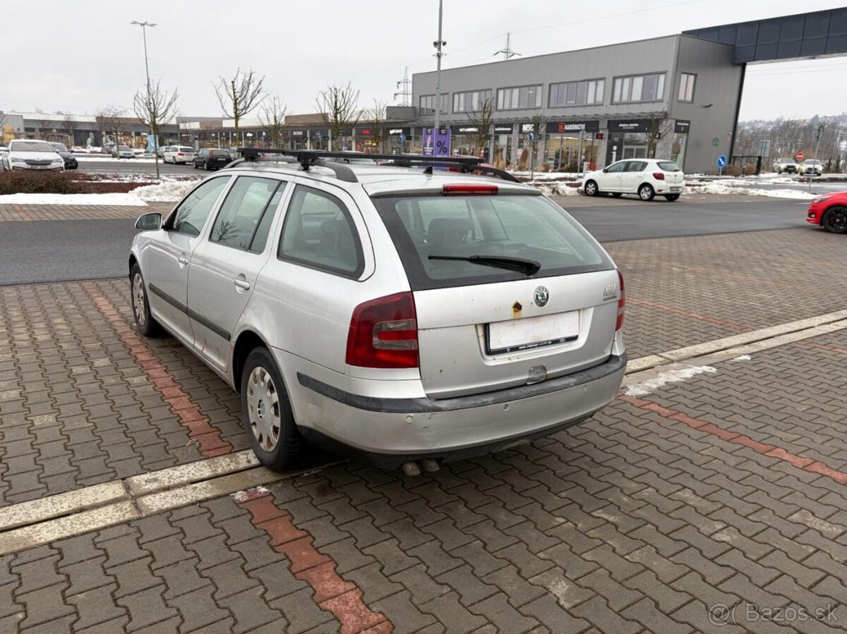 Škoda Octavia II 2.0 TDi 6 rychlostí - 7