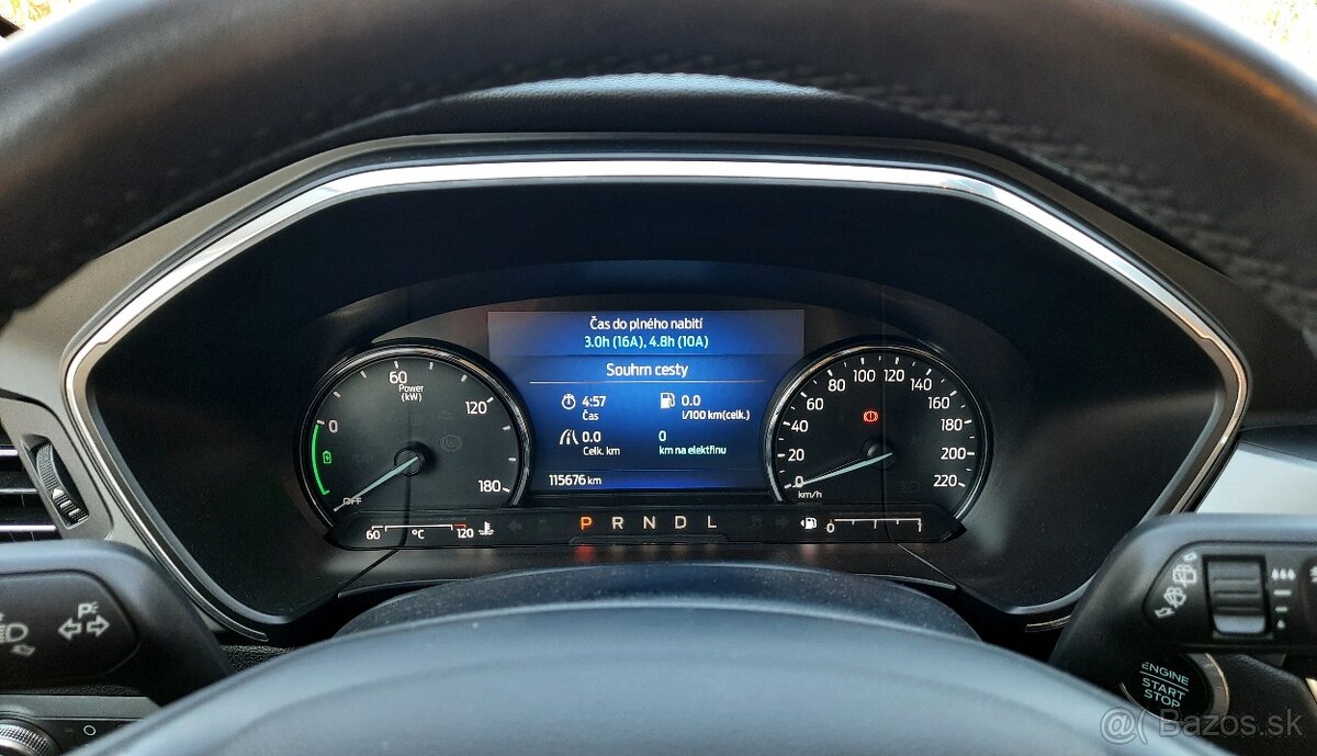 Predám Ford Kuga 2.5 Duratec PHEV 225k Titanium CVT - 7