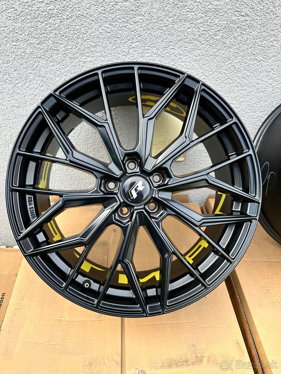 Aez Porto Black R19 ET35 8Jx19H2 - 7