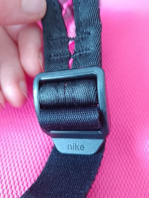 Praktický ľahučký batoh Nike - 7