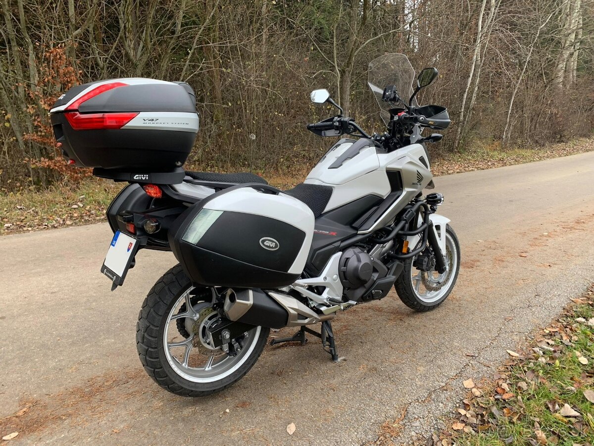 Honda NC750X DCT - 7