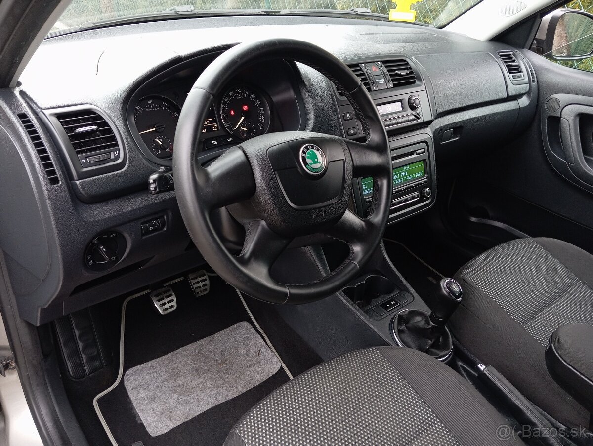 Škoda Fabia Scout, perfektní stav. - 7