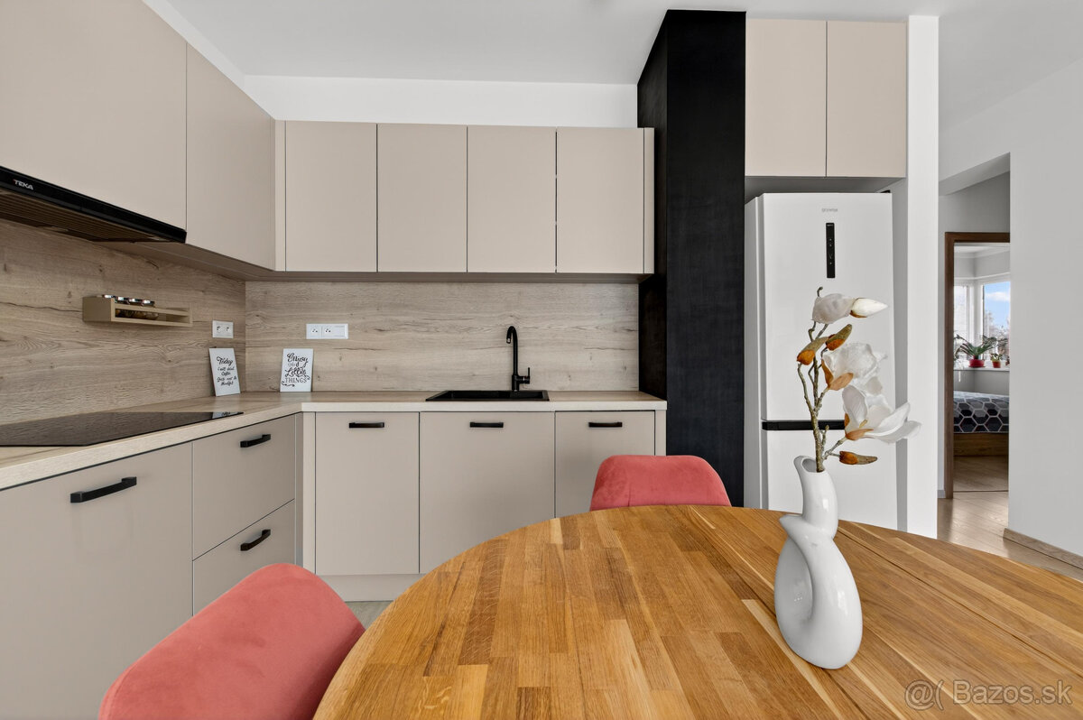 3 izbový byt v obľúbenom projekte Lastovičky Nová Dedinka, n - 7