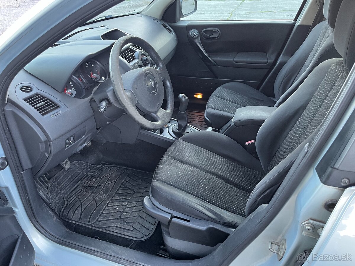 Predám Renault Megane Grandtour - 7