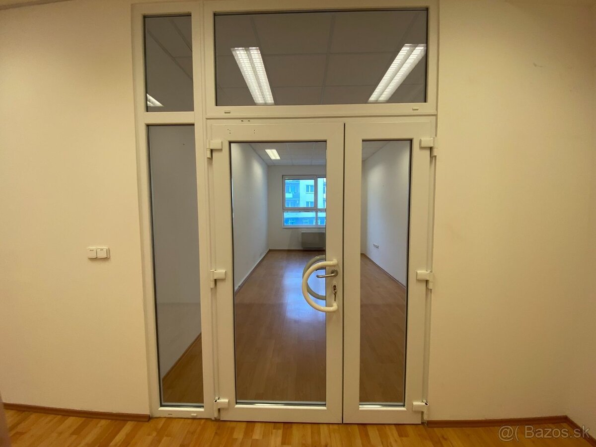 Rekonštruované kancelárske priestory na prenájom - ul. Údern - 7