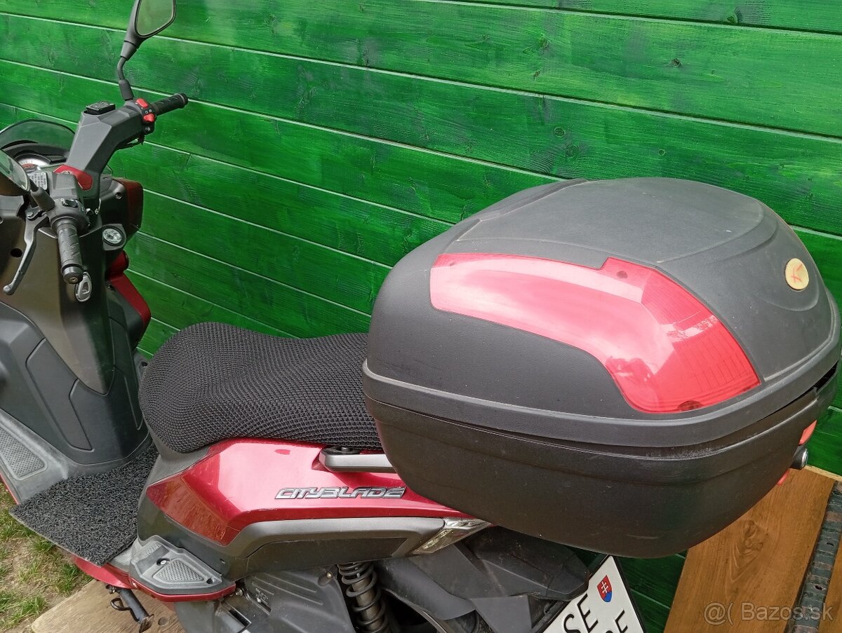 Motocykel KEEWAY Cityblade - 7