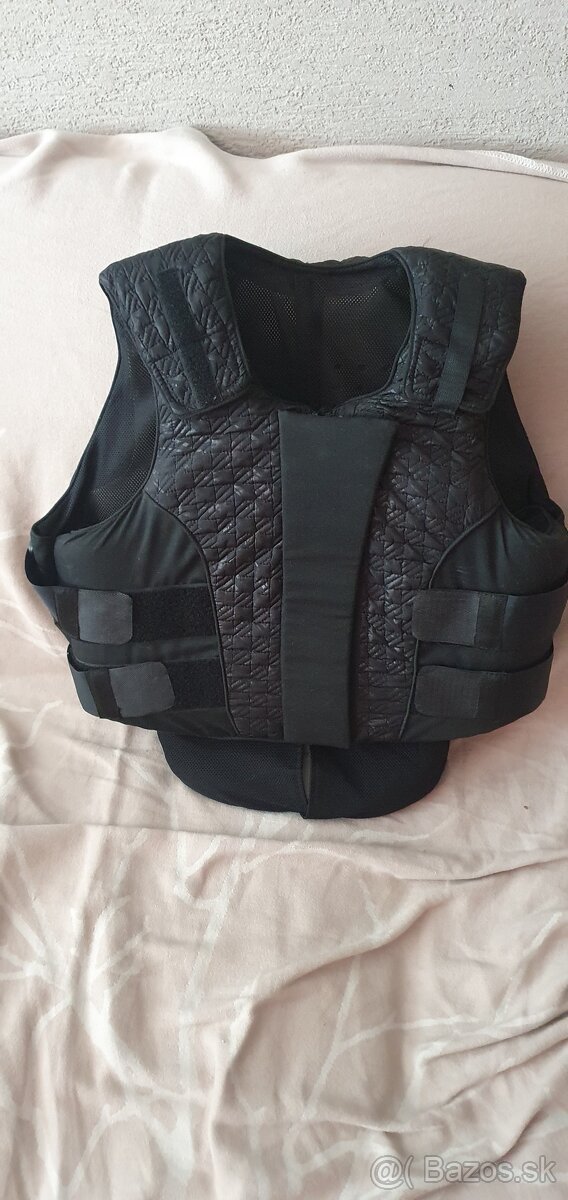 Predam jazdecke vesty - 7