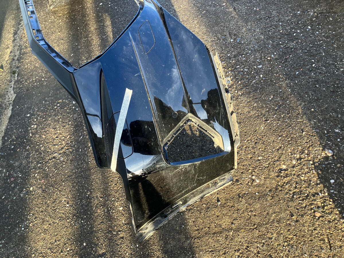 predni naraznik audi etron cerny ostrik pdc - 7