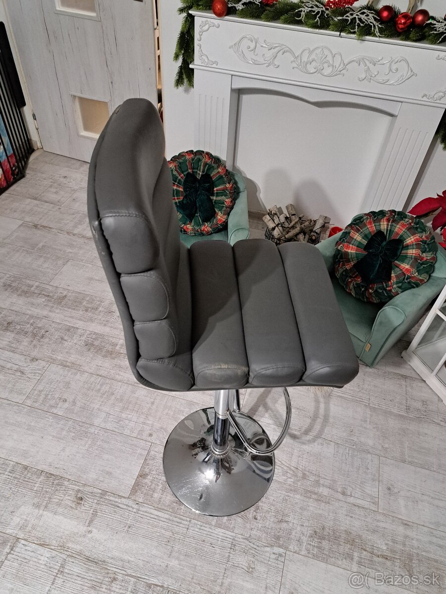 Barový stôl + 2 stoličky - 7