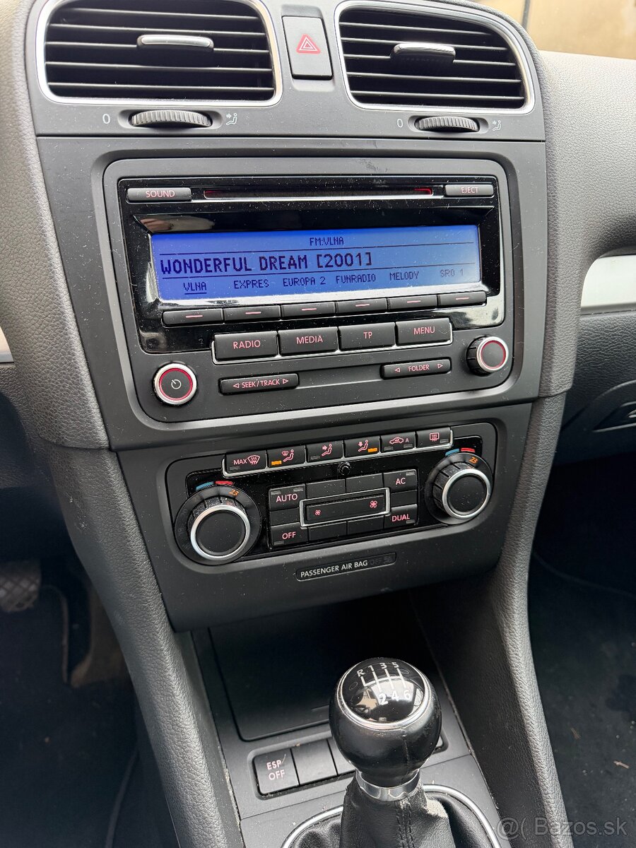 VOLKSWAGEN GOLF 1,4 TSI - 7