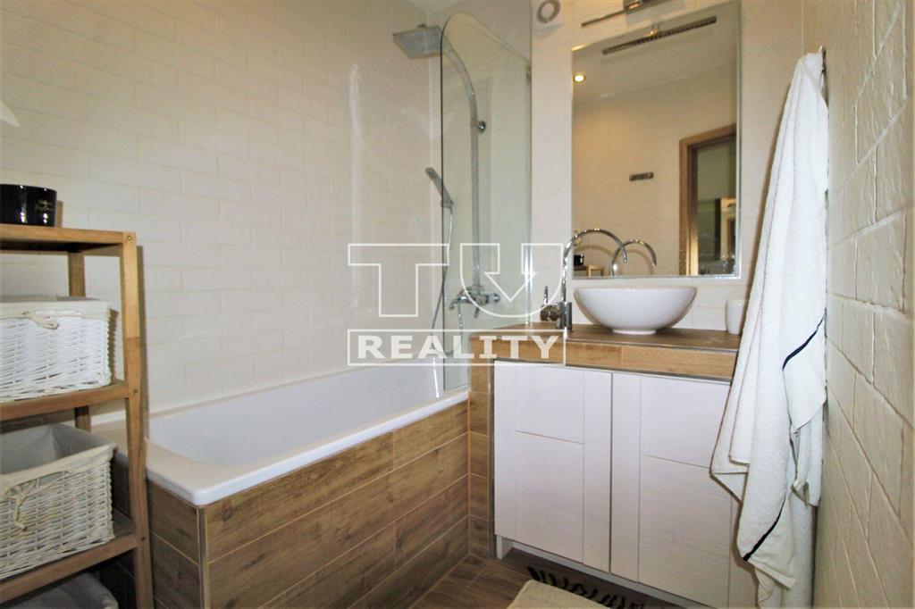 PEKNÝ 3-IZBOVÝ PO REKONŠTRUKCII - SEKČOV - Čergovská ulica - 7