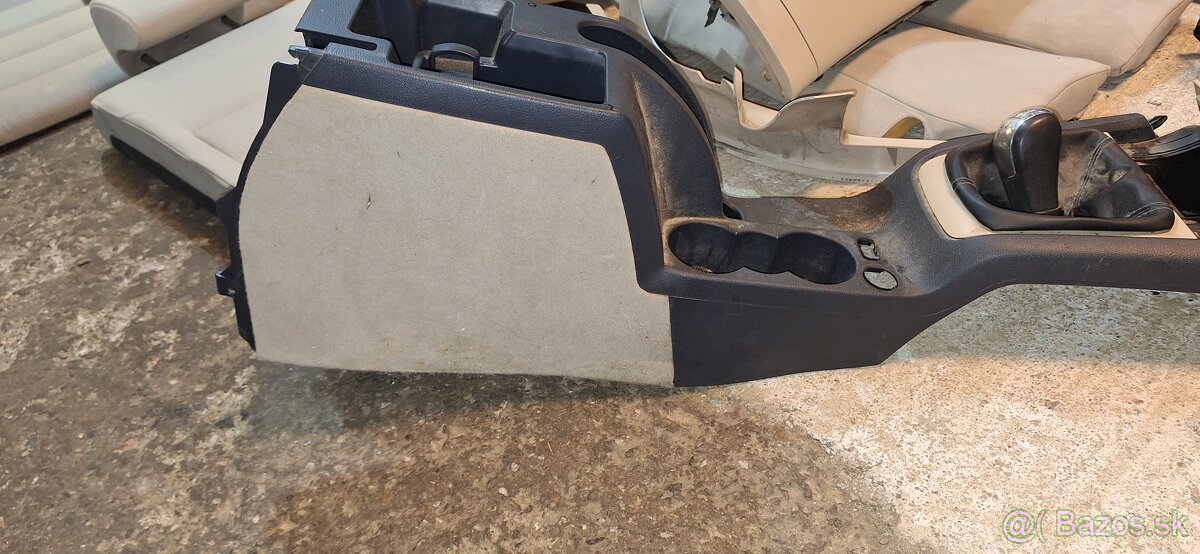 Interier octavia 2 sedan - 7