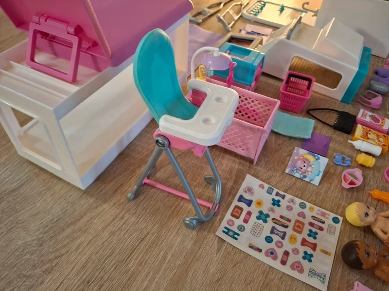 Sada Barbie klinika - 7