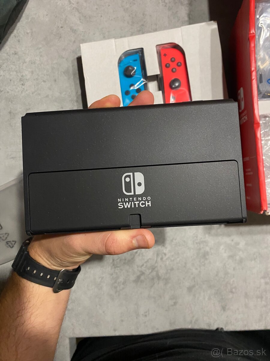 P/V Nové Nintendo Switch OLED + hra Zelda - 7