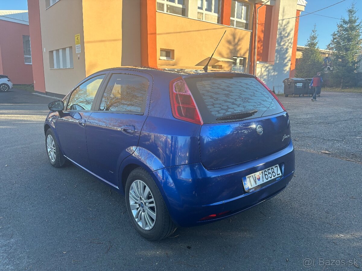 Fiat Punto Grande 1.2 - 7