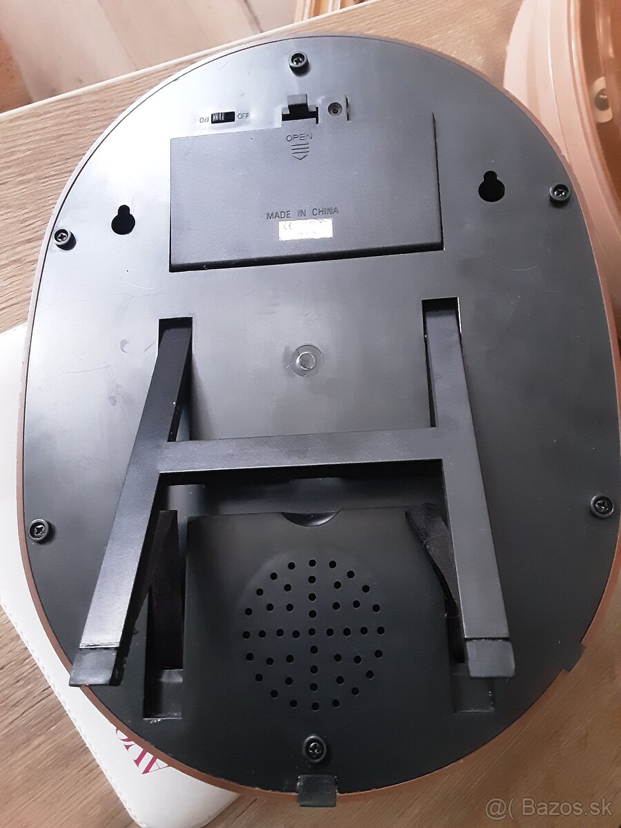 Predaj retro kávovaru,lávovej lampy,hovoriacej kačky a bate - 7