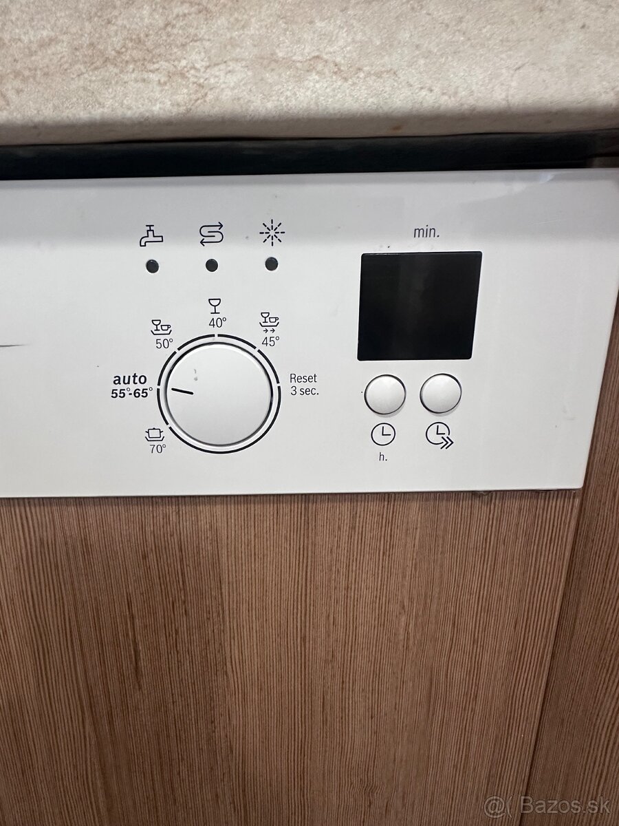 Zanovna umyvacka riadu ako nova - 7