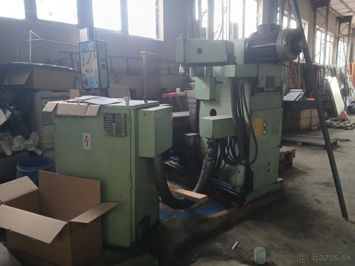 Konzolová frézka TOS FGS 32/40 - 7