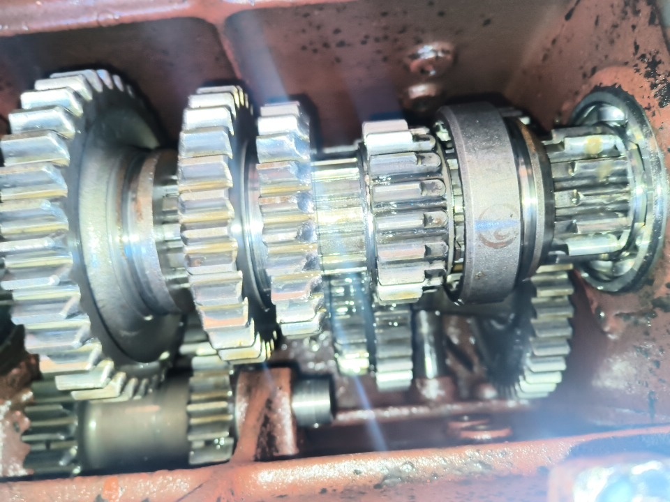 Prevodovka zetor traktor 3011 i 3511 - 7