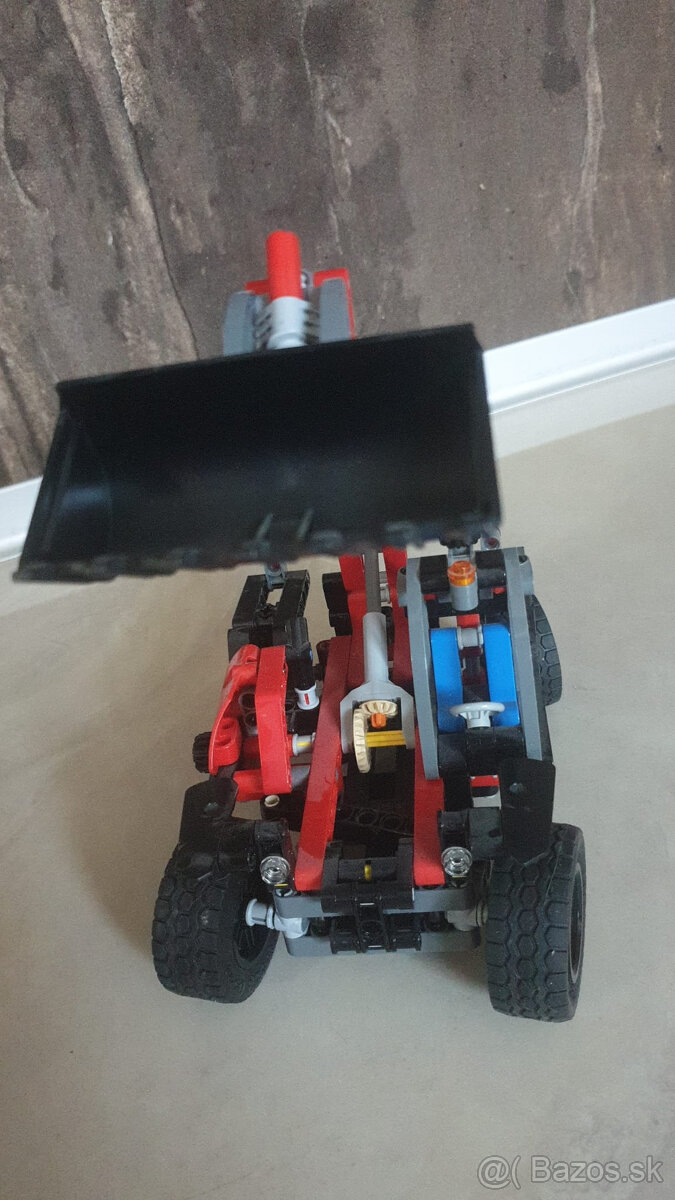 Lego Technic 42061 - Nakladač TOP stav - 7