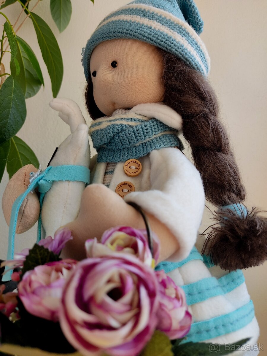Interiérová textilná bábika so zajačikom - 7