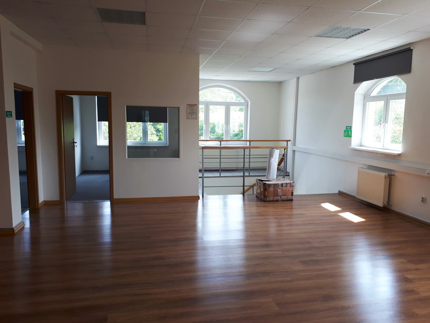 Prenajmeme admi. priestor v Bratislave IV na Agátovej ul. - 7