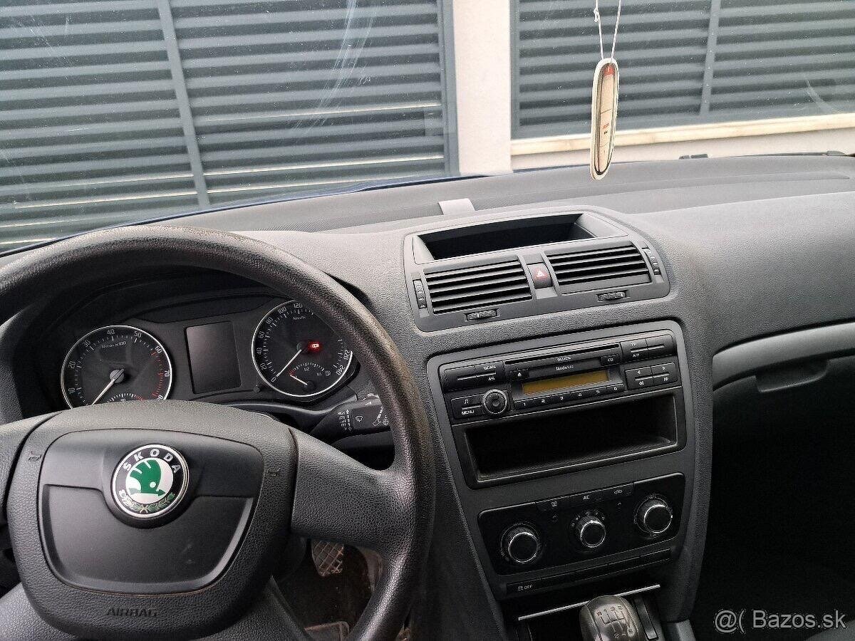 Škoda Octavia combi 1,2TSI 77kw M2011 - 7