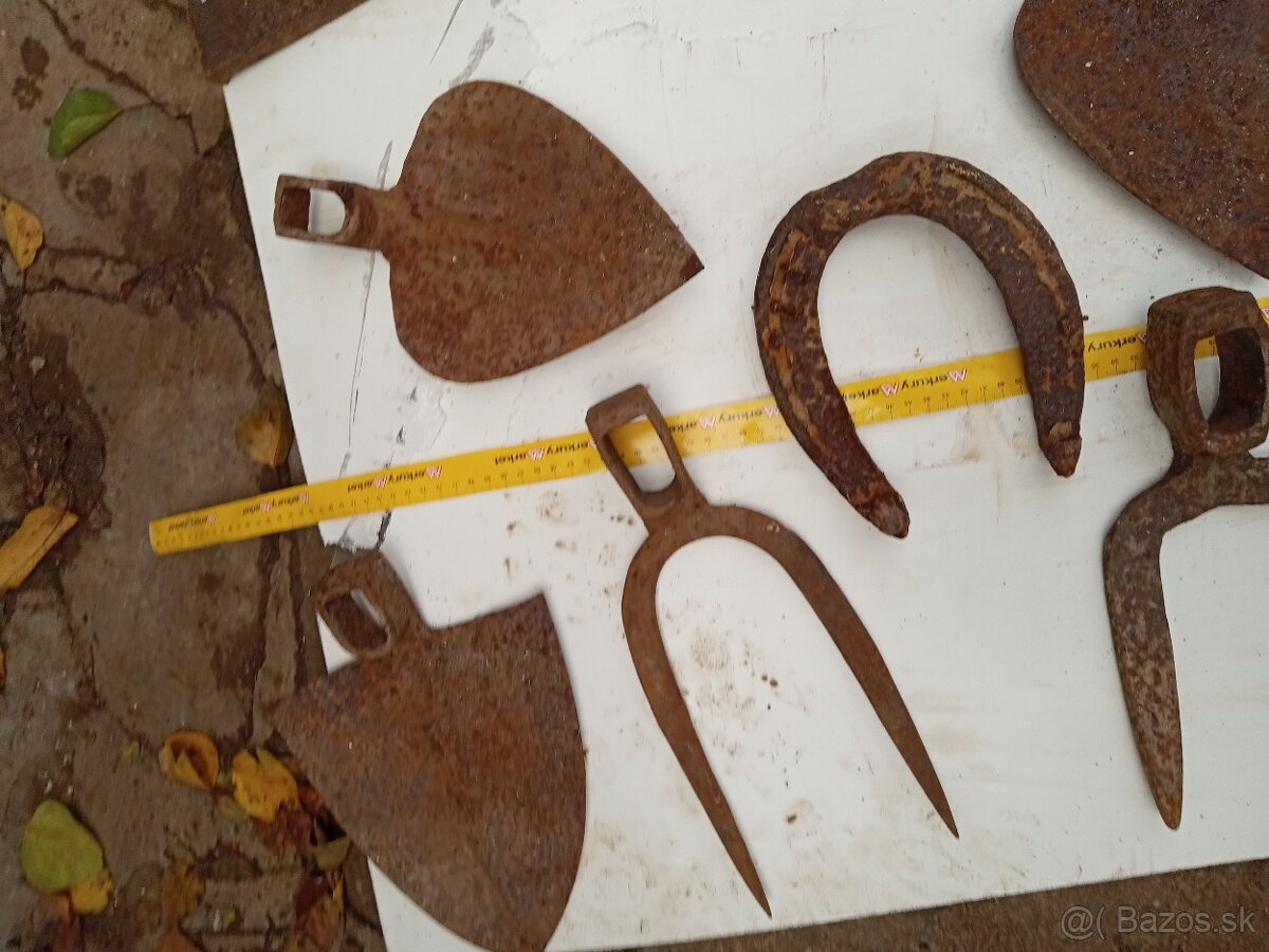 Staré náradie na dekoráciu - 7