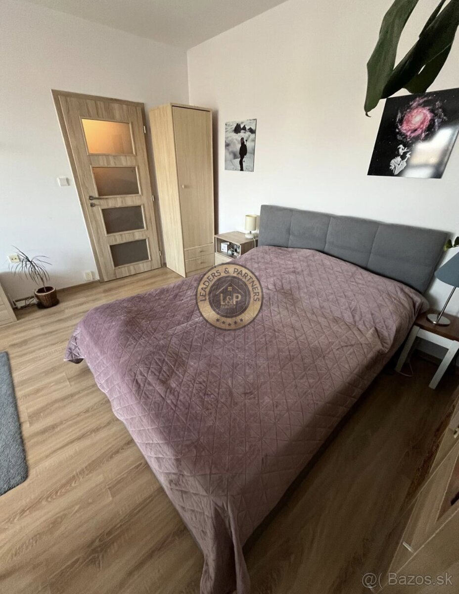 Veľký 1-izb. byt s klímou a balkónom na prenájom | DÚBRAVKA - 7