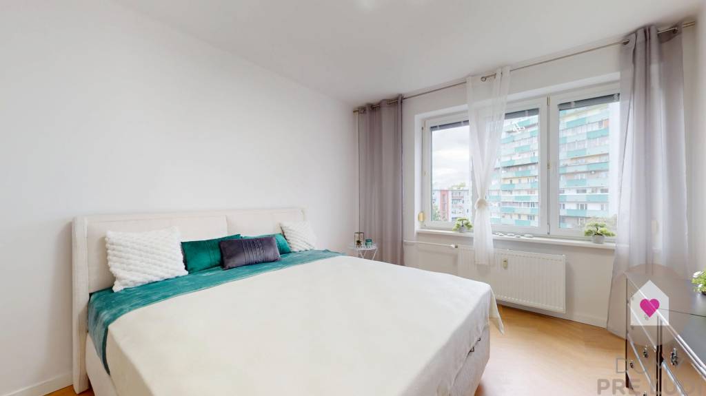 BA/NIVY-Prenájom komplet prerobeného 3 izbového bytu pri OC - 7