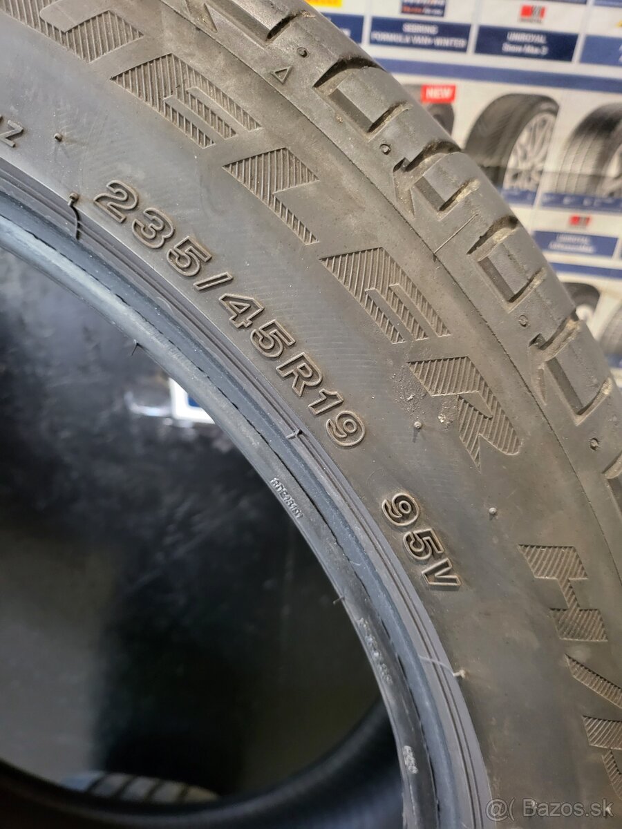 235/45 R19 Bridgestone letne pneuatiky - 7