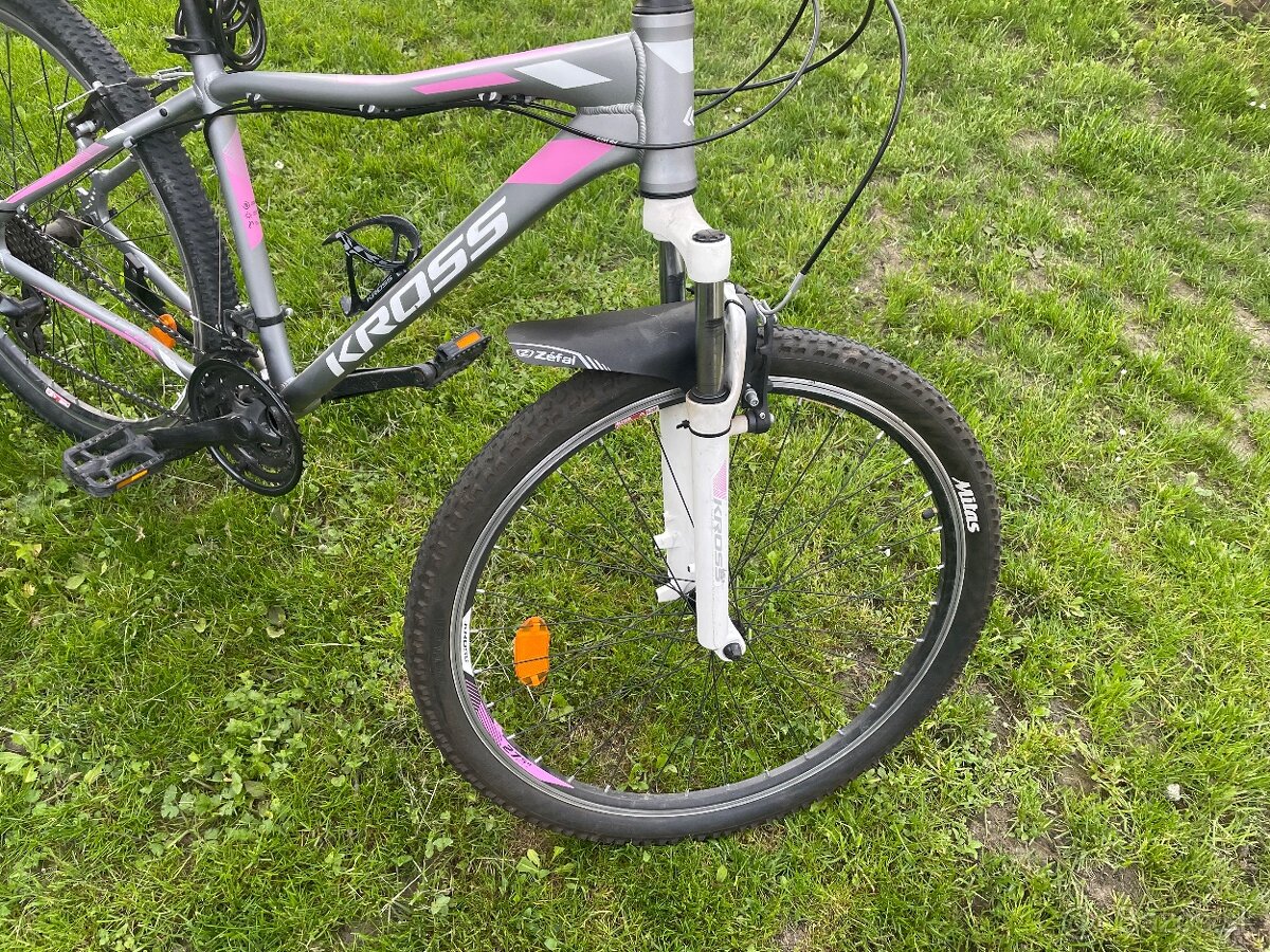Dámsky/juniorský bicykel 27,5 - 7