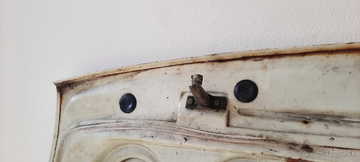 Predná kapota škoda 105l 120l - 7