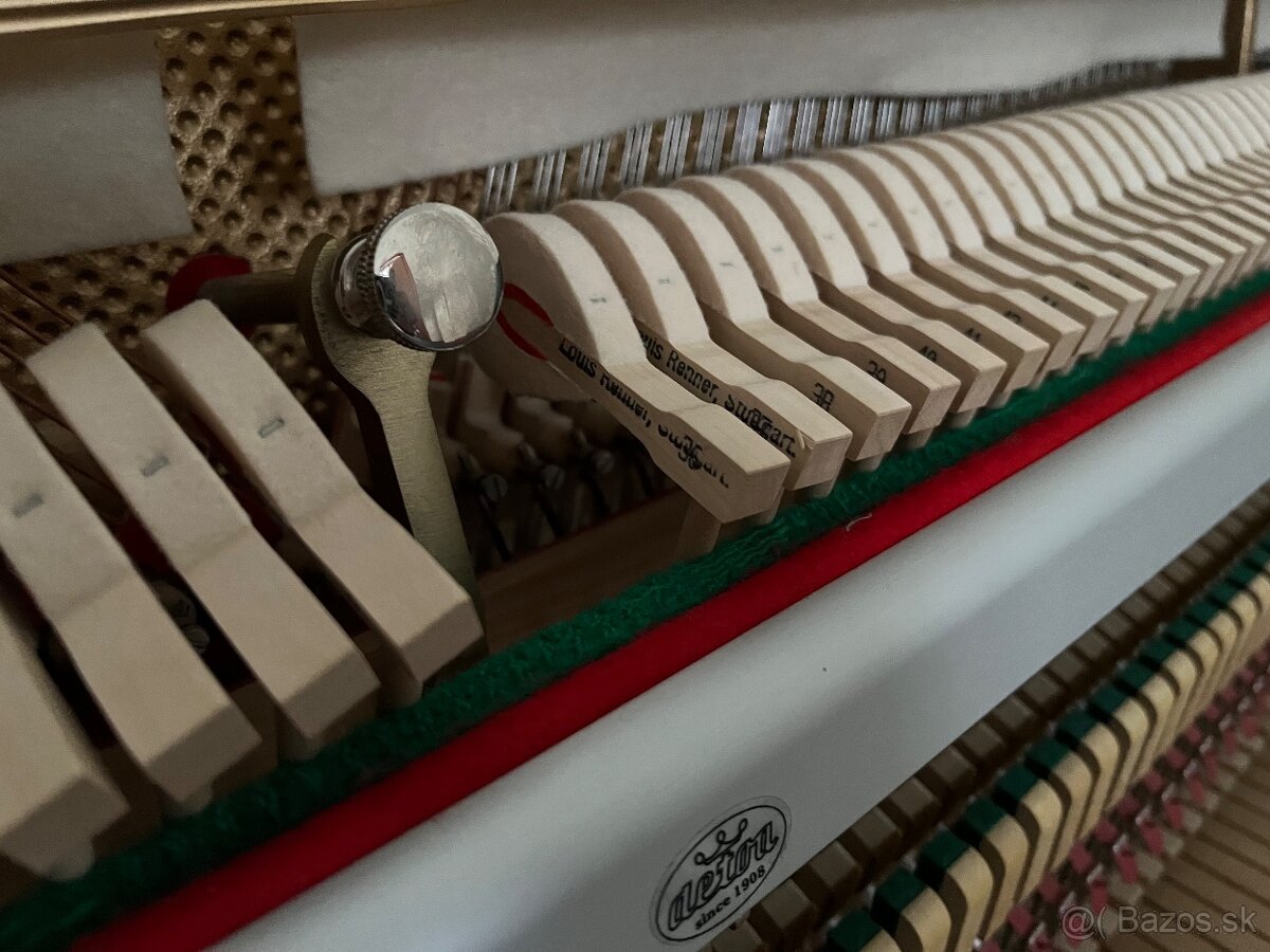 Zánovní Petrof 118 M1 rok v.2003 bílý lesk - 7