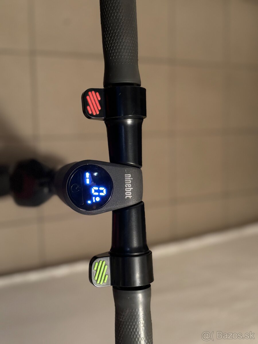 Segway Ninebot Kickscooter E25A - elektrická kolobežka - 7