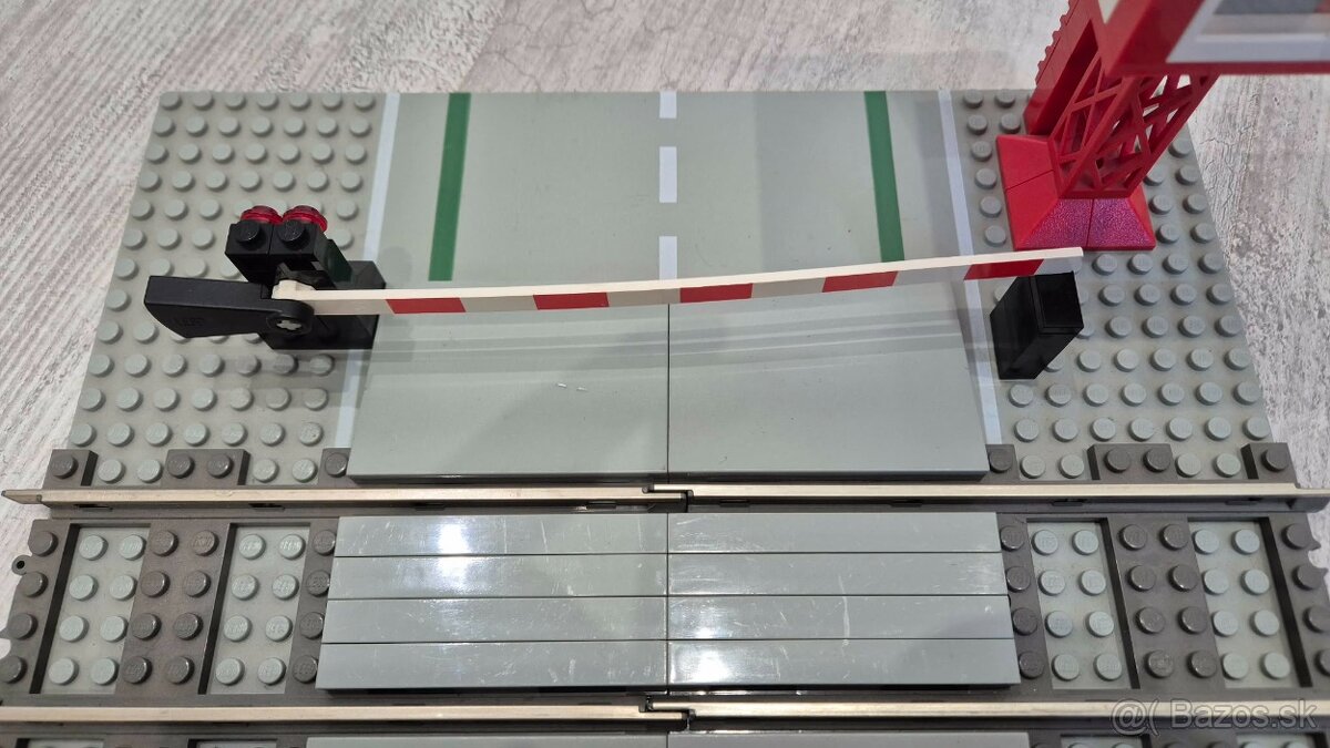 LEGO 4539 9V Vlak, Train - Manual Level Crossing - 7