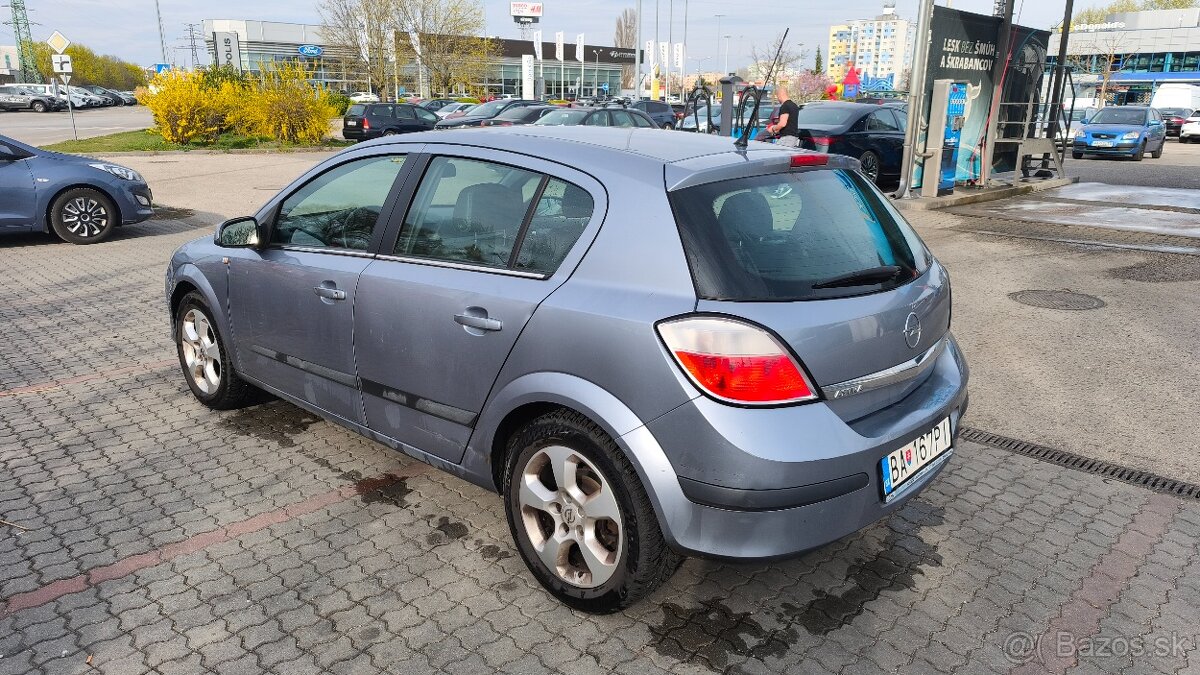 Opel Astra H 1.8 92 kW - 7
