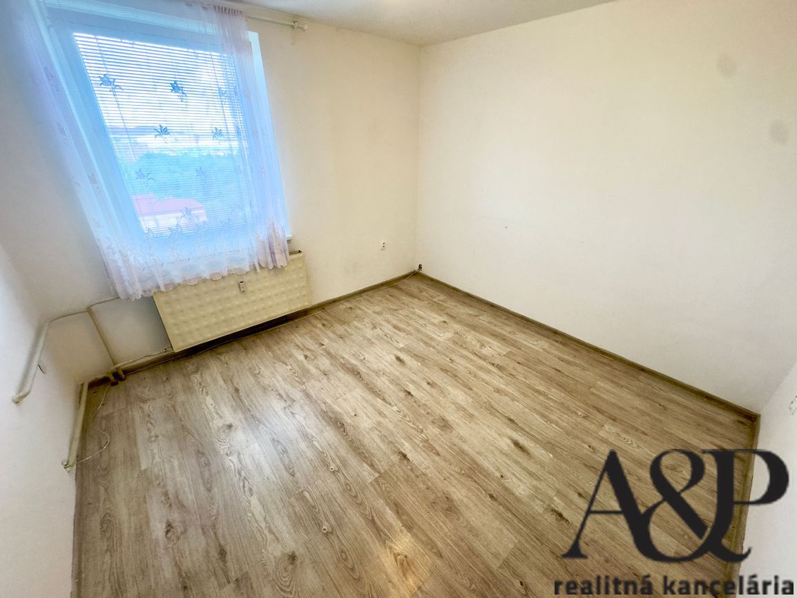 ZNÍŽENÁ CENA/3 IZB. BYT S DVOMI BALKÓNMI V ŠIRŠOM CENTRE, 64 - 7