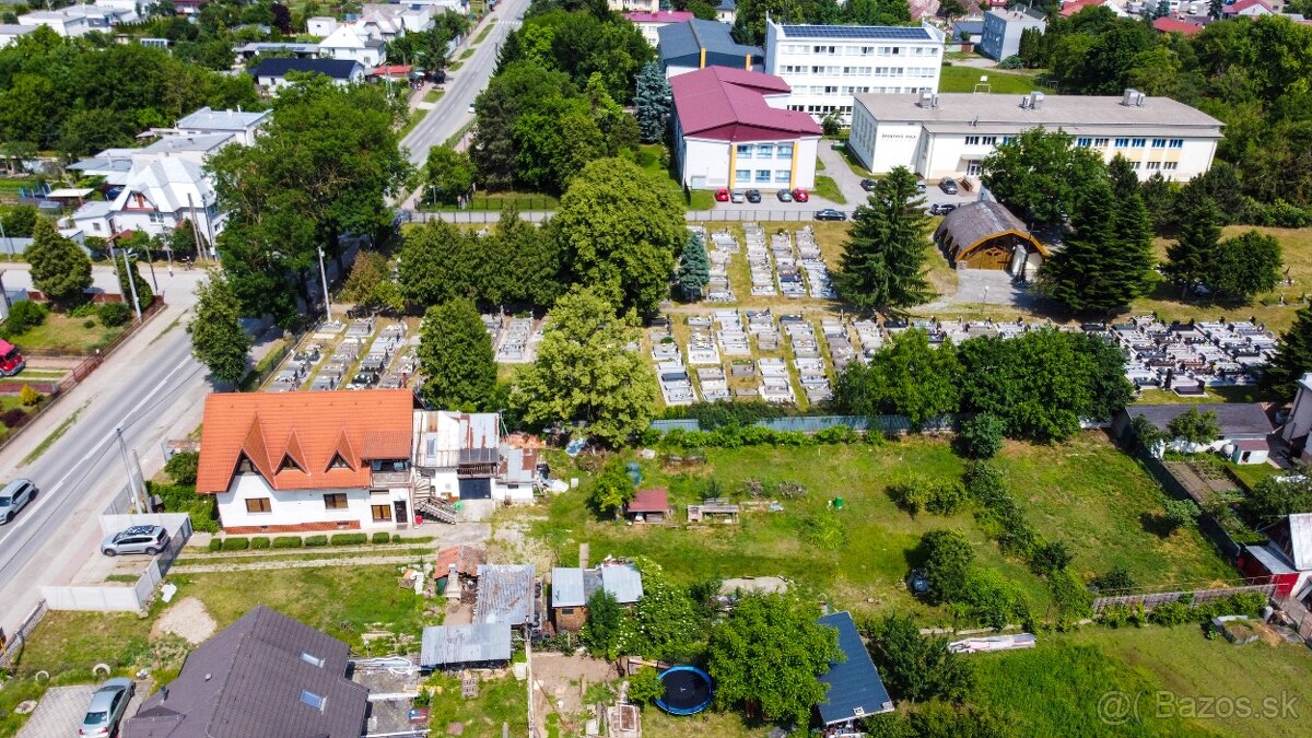 VEĽKÝ STAVEBNÝ POZEMKOM, UL. HLAVNÁ, VALALIKY - 7