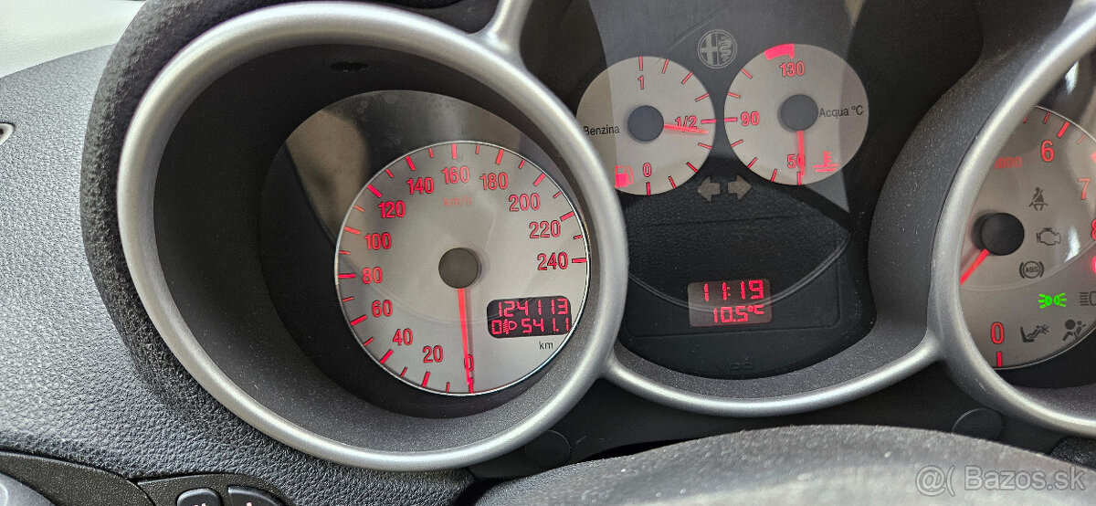 Alfa Romeo 147 1.6 16V Twin Spark - 7