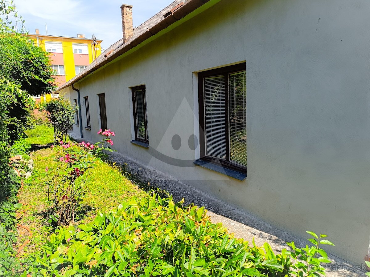 Na predaj 3 izbový rodinný dom v centre Komárna - 7