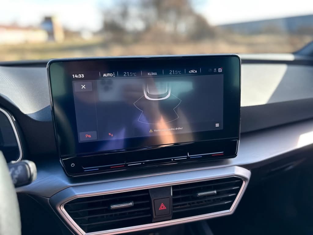 Leon 1,5 eTSI 110kW Virtual Benzín - 7