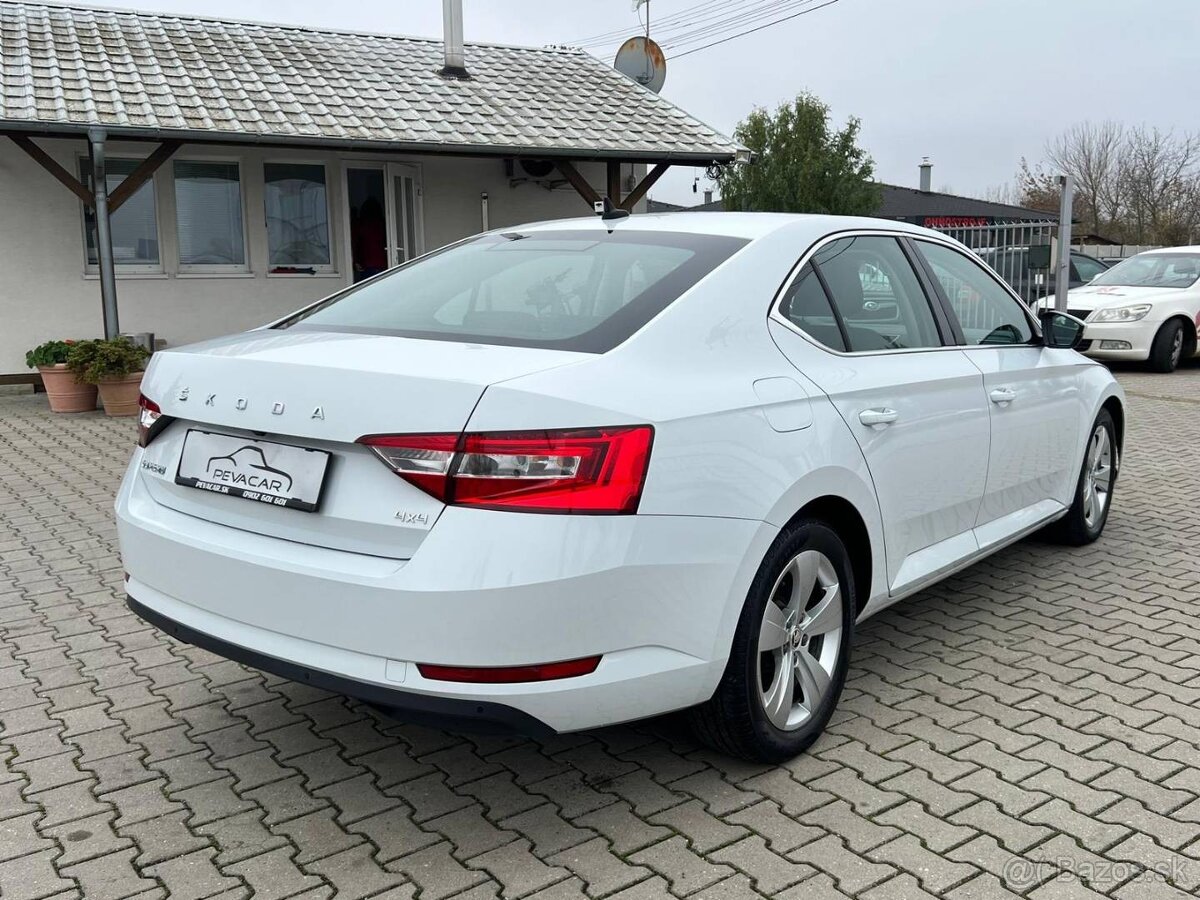 Škoda Superb 2.0 TDI SCR Ambition 4x4 DSG - 7
