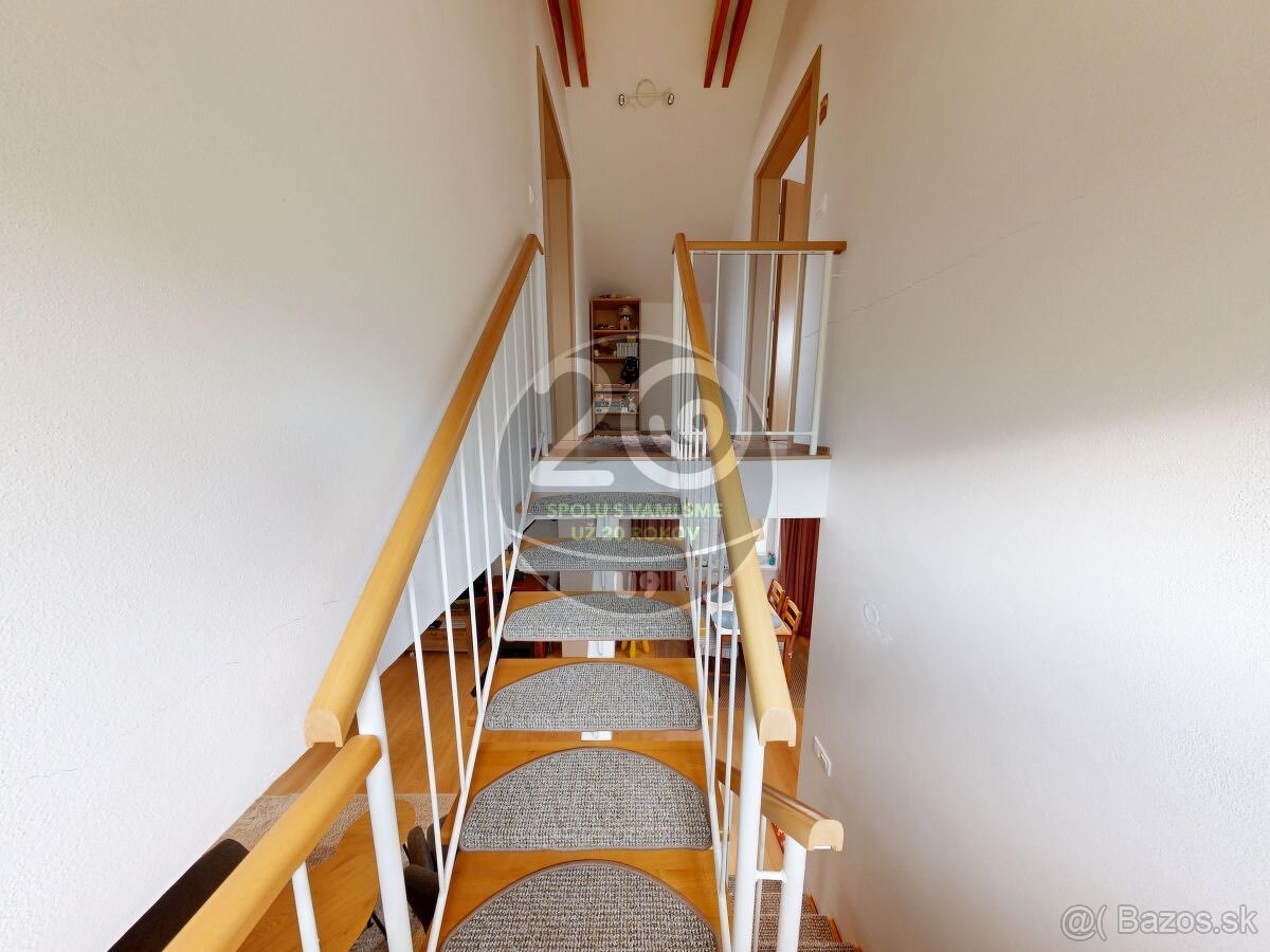 Celoročne obývateľný rekreačný dom pri Vojčianskom jazere (C - 7