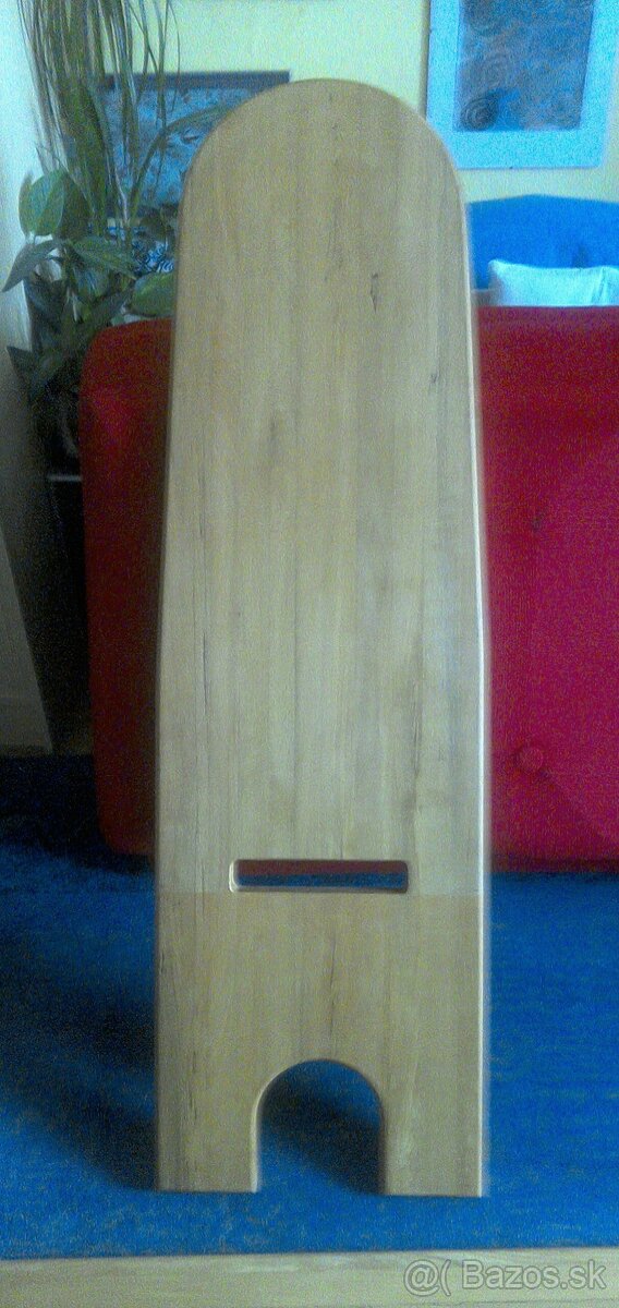 Predaj farebnej poličky a stoličky z masíva - 7