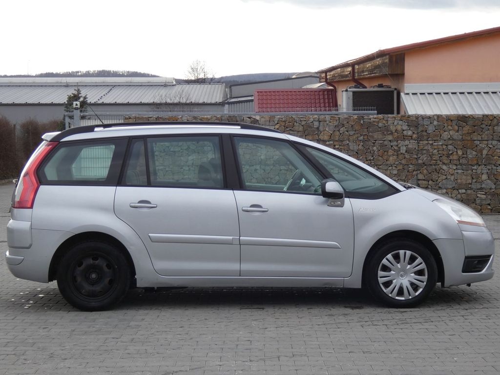 Citroën C4 Picasso 1.8 CNG originál - 7