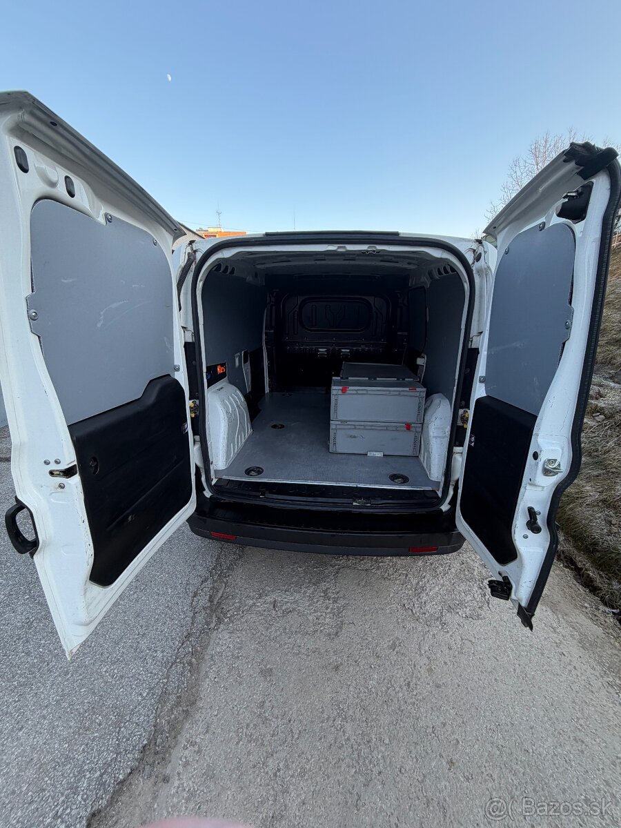 Predám Fiat Doblo Cargo L2 1.6 D 2014 - 7